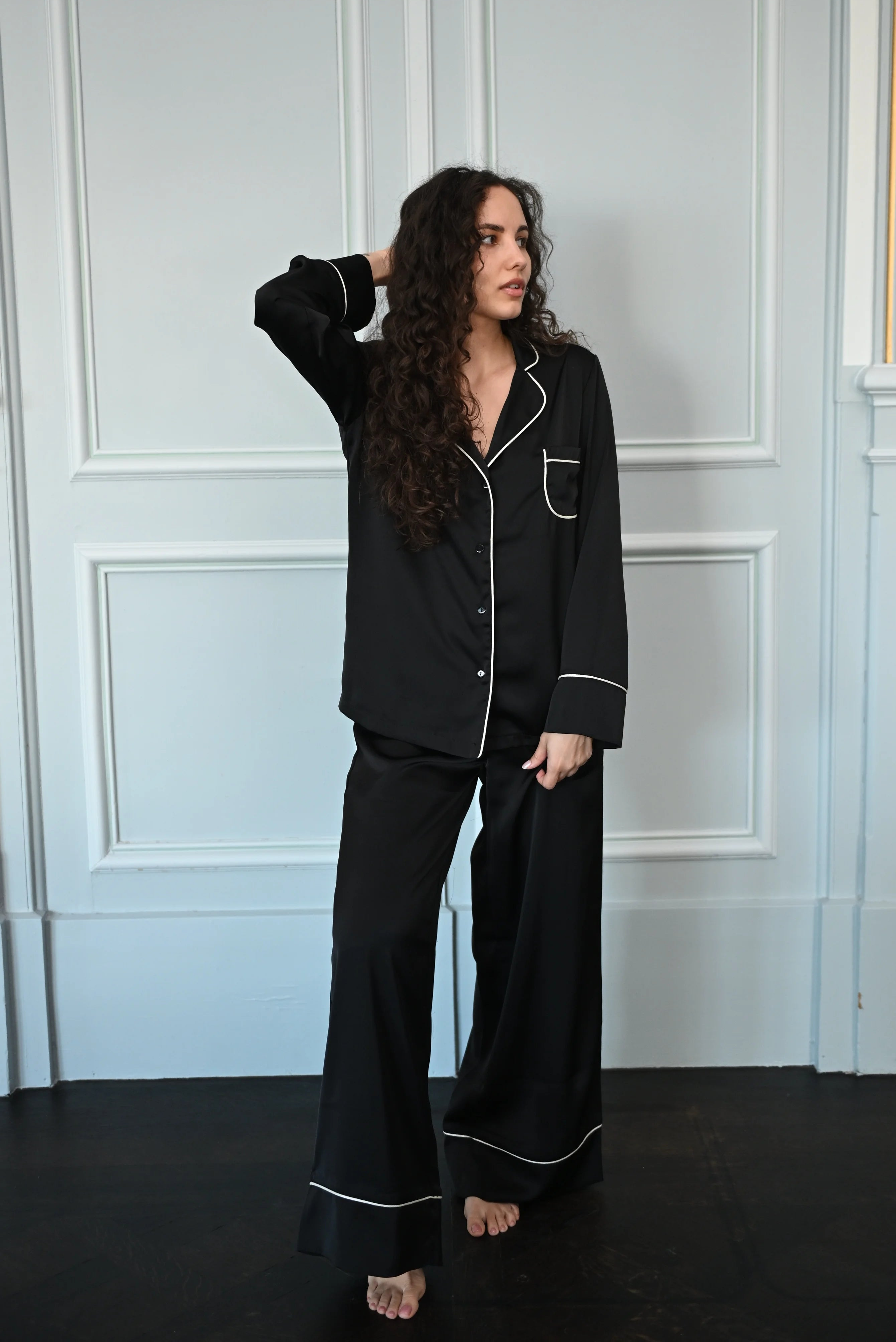 Camille Satin black Set with Piping Details