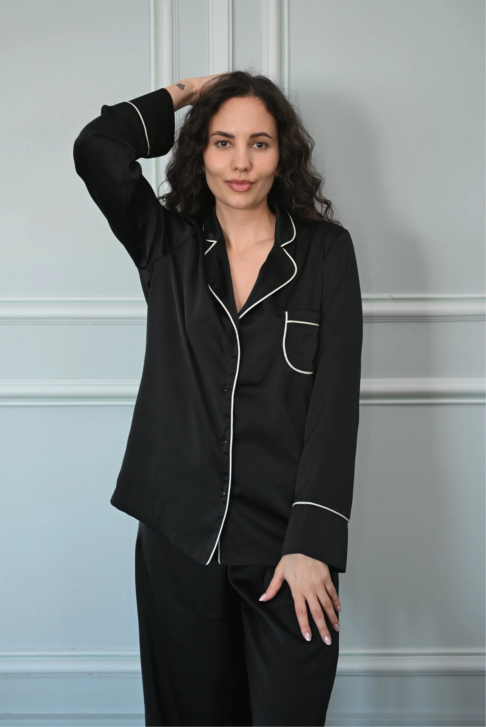 Camille Satin black Set with Piping Details